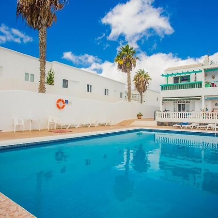 Apartamentos Haria En Puerto Del Carmen Tias Exterior photo