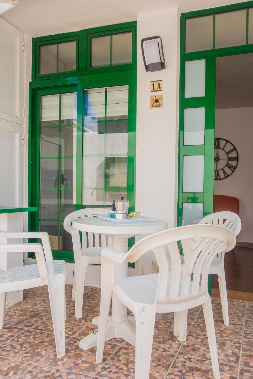 Apartamentos Haria En Puerto Del Carmen Tias Exterior photo