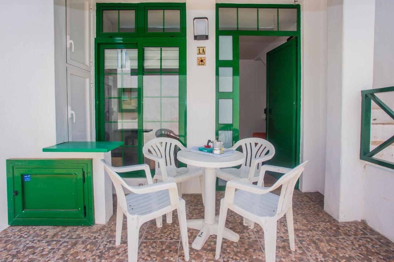 Apartamentos Haria En Puerto Del Carmen Tias Exterior photo