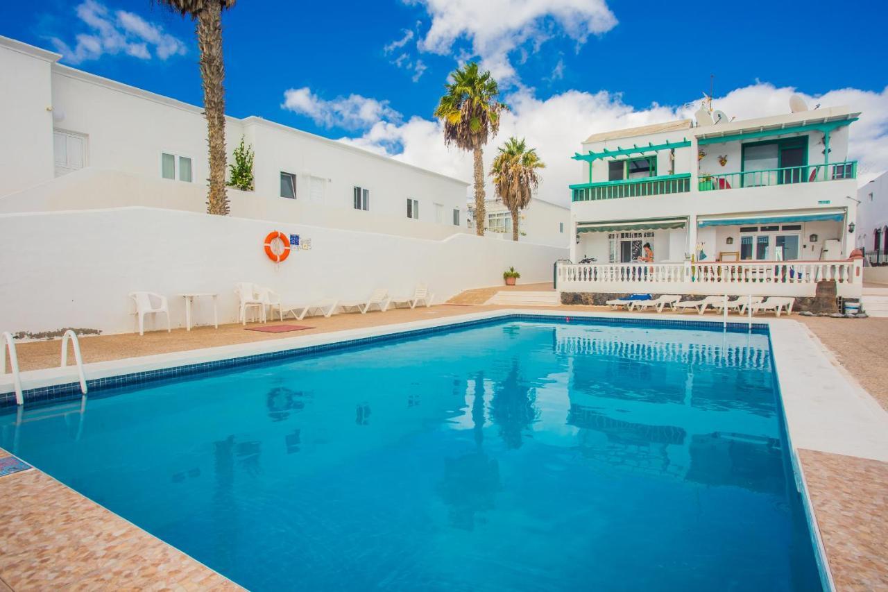 Apartamentos Haria En Puerto Del Carmen Tias Exterior photo